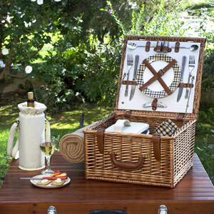 Cheshire Picnic Basket for Two